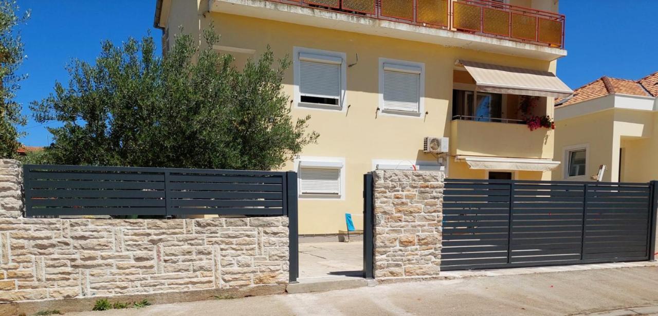 Apartment Ema Zadar Exterior photo