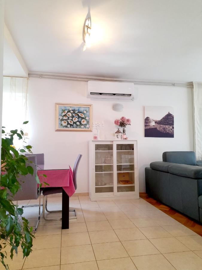 Apartment Ema Zadar Exterior photo